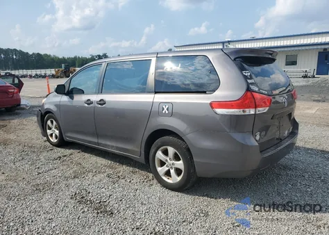 2014 Toyota Sienna z USA, uszkodzony, nr VIN 5TDZK3DC6ES480394